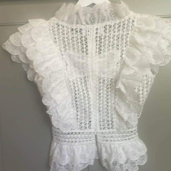 NWT IVORY & CHAIN CHIOELLE TOP - Picture 6 of 9